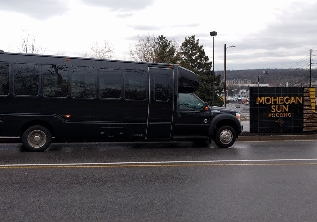 executive mini coach.jpg